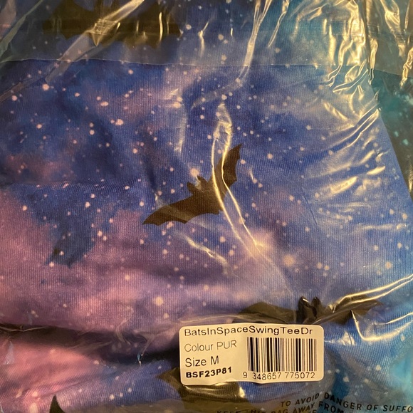 Blackmilk “BATS IN SPACE SWING TEE DRESS - LIMITED” Size Medium M NWT - Picture 14 of 16